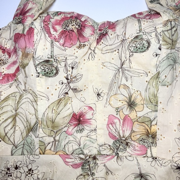 Sold‎ - Picture 4 of 8